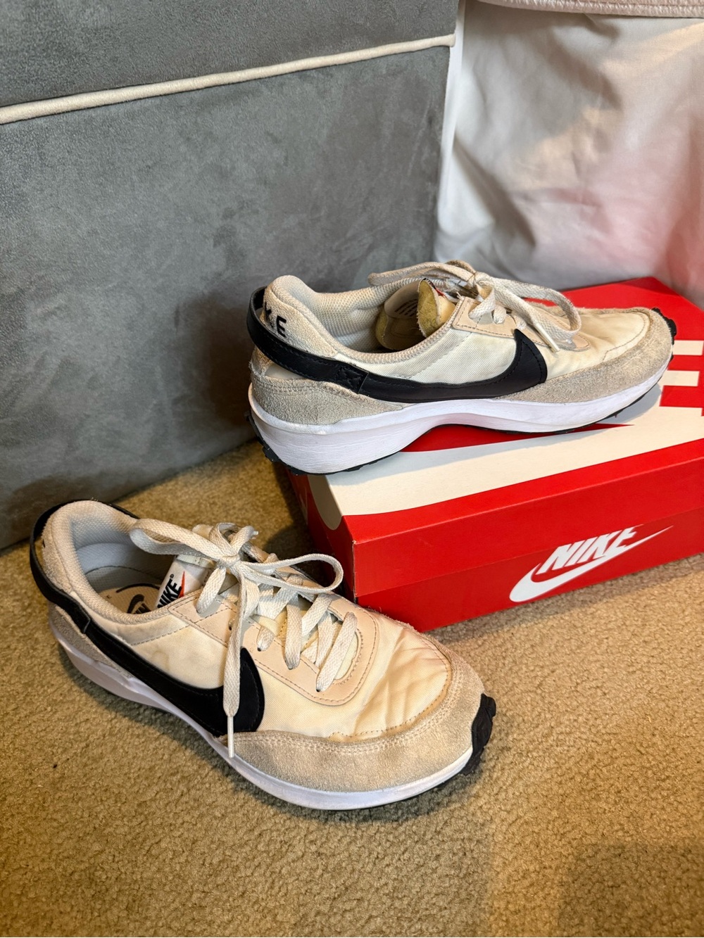 Nike waffle debut Cream and Black Retro Running Sneakers